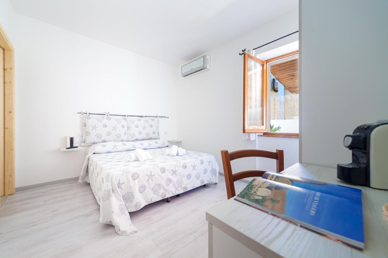 Brezza B&B Golfo Aranci Eksteriør bilde