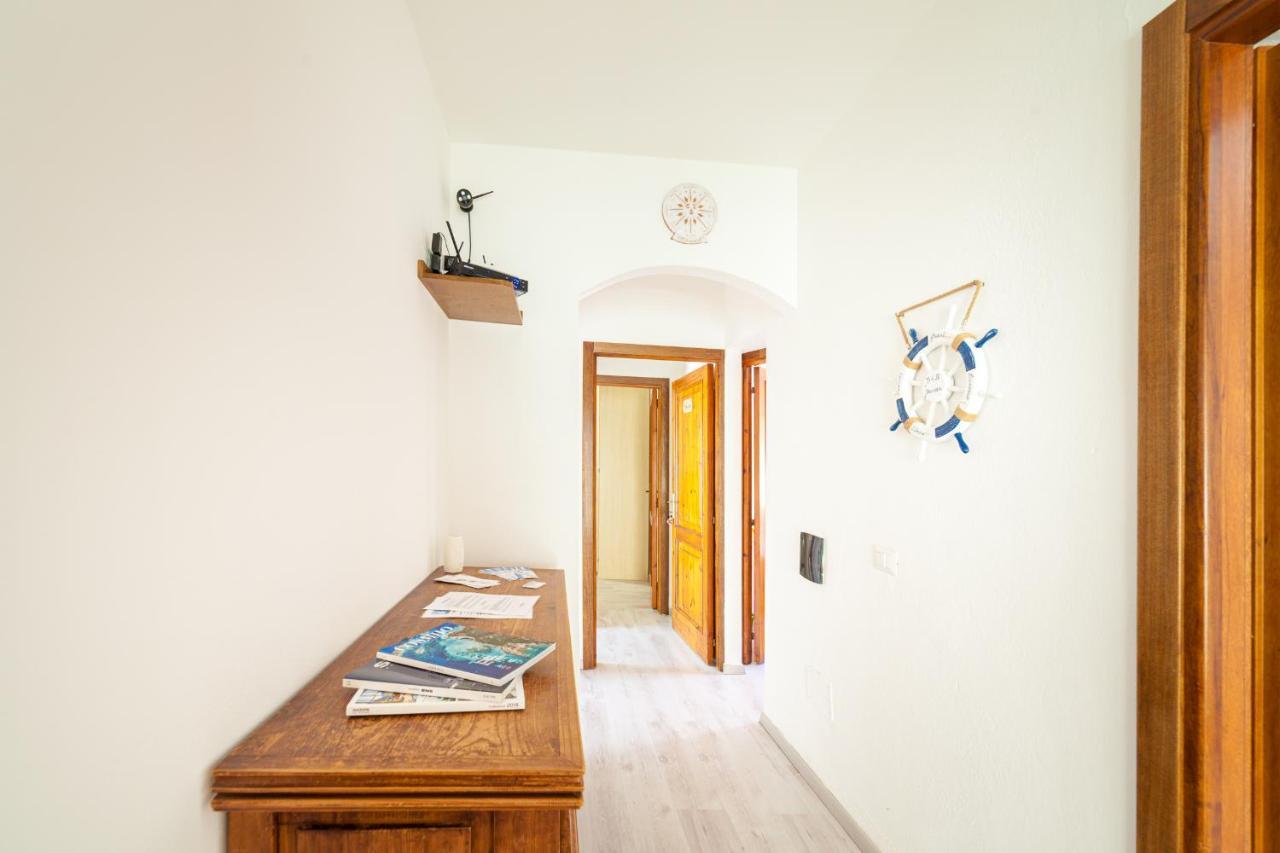 Brezza B&B Golfo Aranci Eksteriør bilde