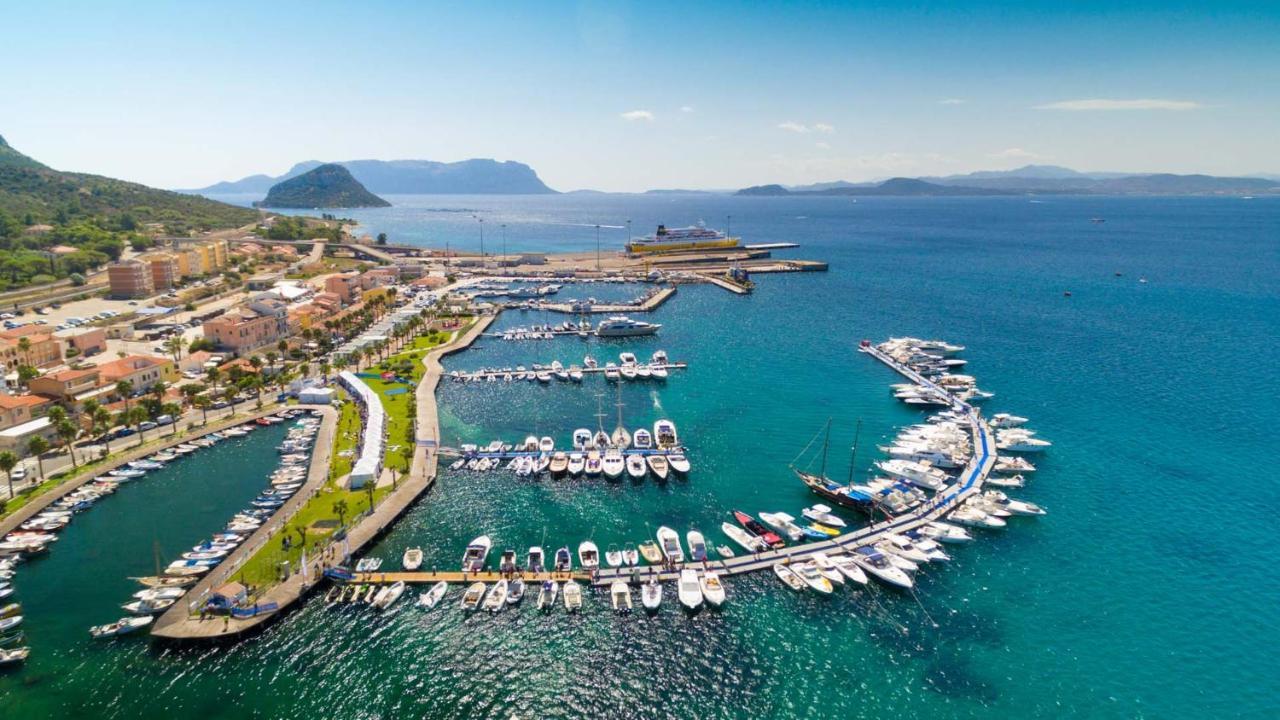 Brezza B&B Golfo Aranci Eksteriør bilde