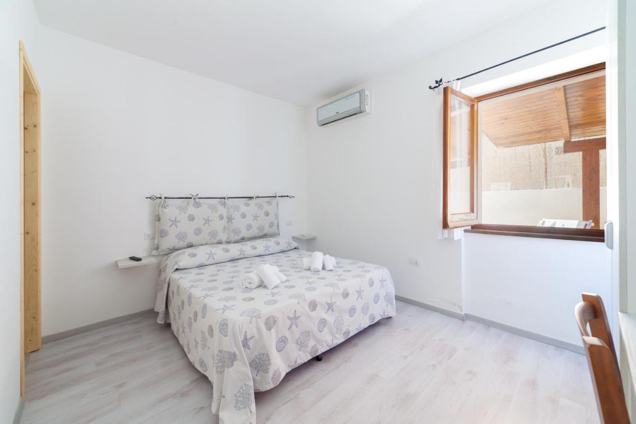 Brezza B&B Golfo Aranci Eksteriør bilde