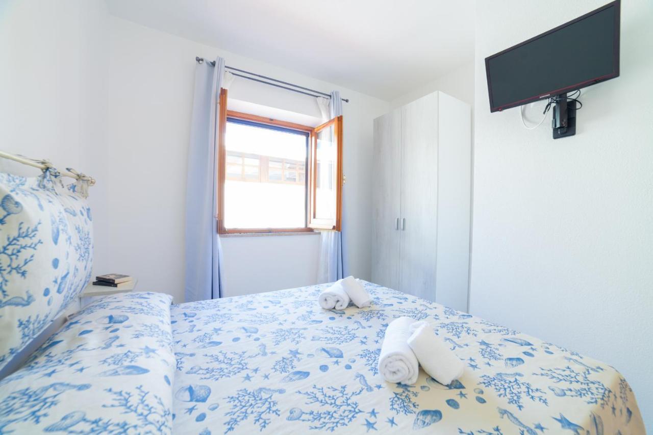 Brezza B&B Golfo Aranci Eksteriør bilde