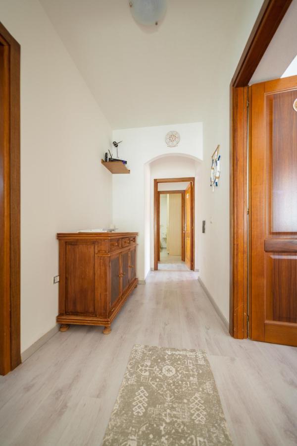 Brezza B&B Golfo Aranci Eksteriør bilde